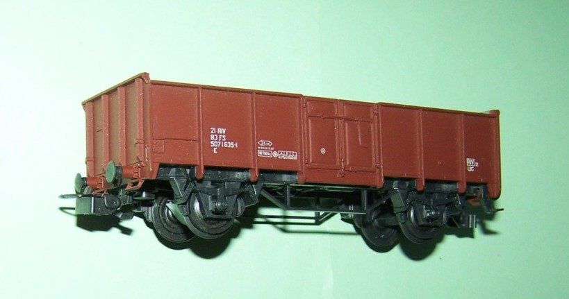 Rivarossi Modellini di ferrovie: Rivarossi H0 2083 Hochbordwagen E der FS, UIC, DC – Usato da Brüttisellen venduto da Rentner44zh