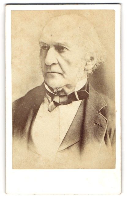 Fotografie & Manifesti: Fotografie Portrait William Ewart Gladst – Usato da Berlin venduto da bartko-reher