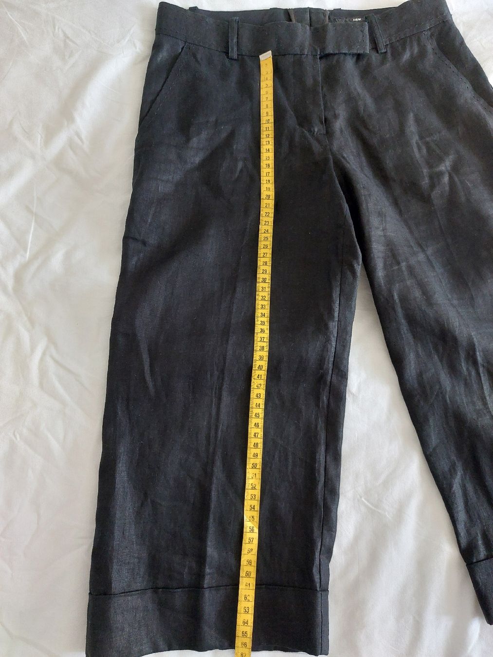 H&M Pantaloni: Bermuda Hose Leinen, Schwarz Gr. 36 – Usato da Thun venduto da Alexanna 7
