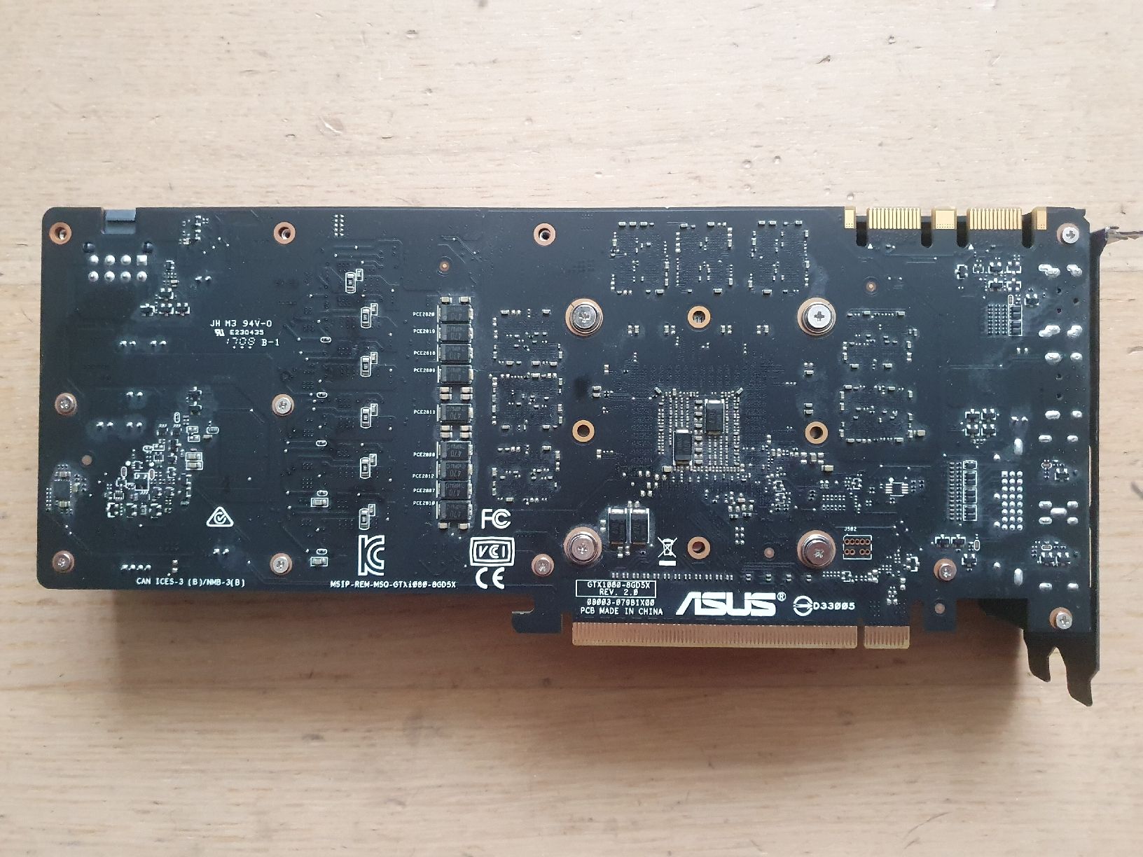 Asus Schede grafiche: ASUS GeForce GTX 1080 Graphikkarte – Usato da Zürich venduto da Puhtutz 1