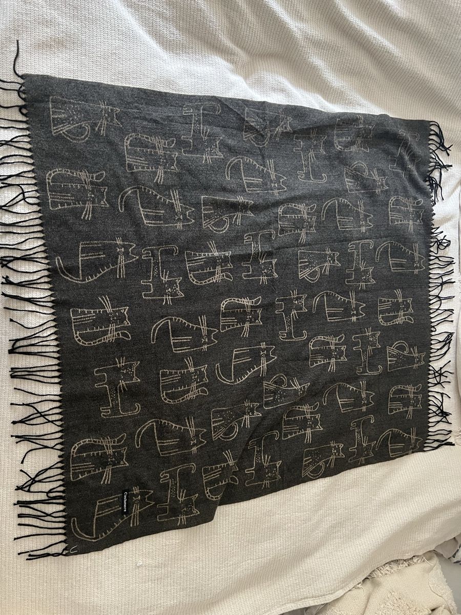 Foulard & Sciarpe: Kaschmir-Schal mit Katzenmotiv Neu – Nuovo e nell'imballaggio originale da Zürich venduto da Vma_reuse 6