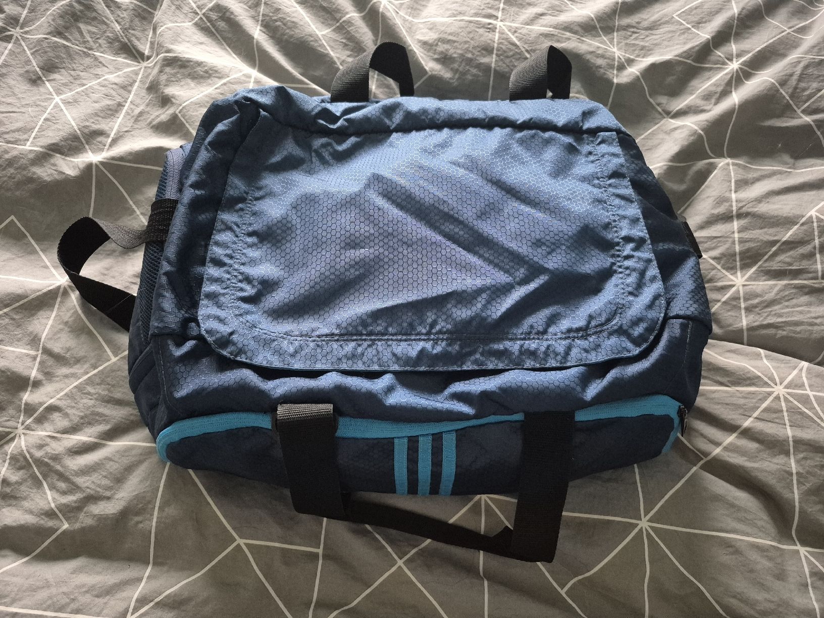 Adidas Borse: Sac de sport – Usato da Bôle venduto da DamedePic
