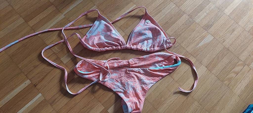 Badekleider & Bikinis: Bikini von Roxy – Gebraucht aus Belp von deb_l5c5
