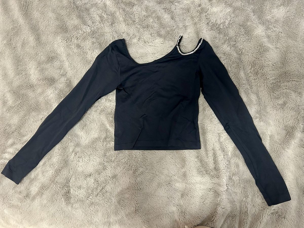 Zara Tops: Zara Crop Top – Neu (gemäss Beschreibung) aus Egerkingen von thelifeofpablo 2