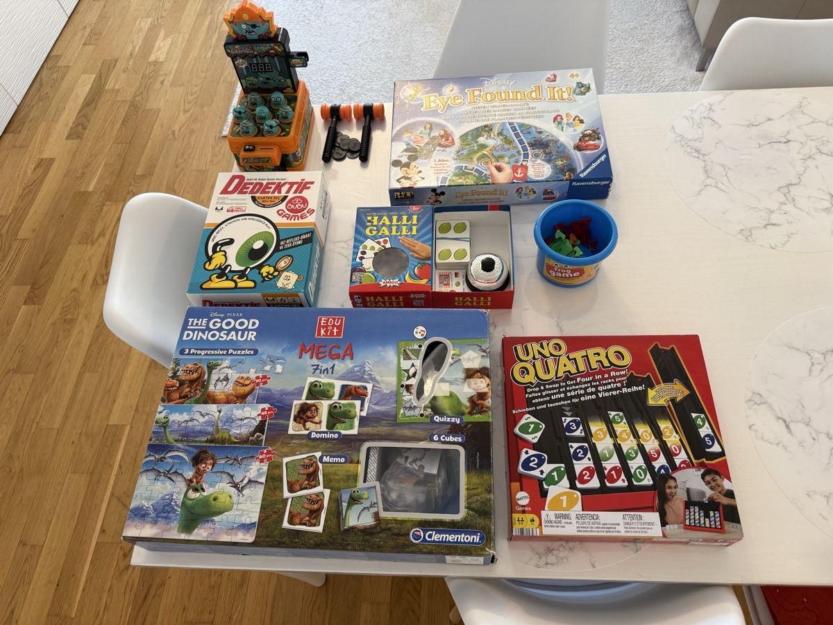 Giochi: Uno umd verschiedene spiele  – Usato da Luterbach venduto da uhrmacherin89