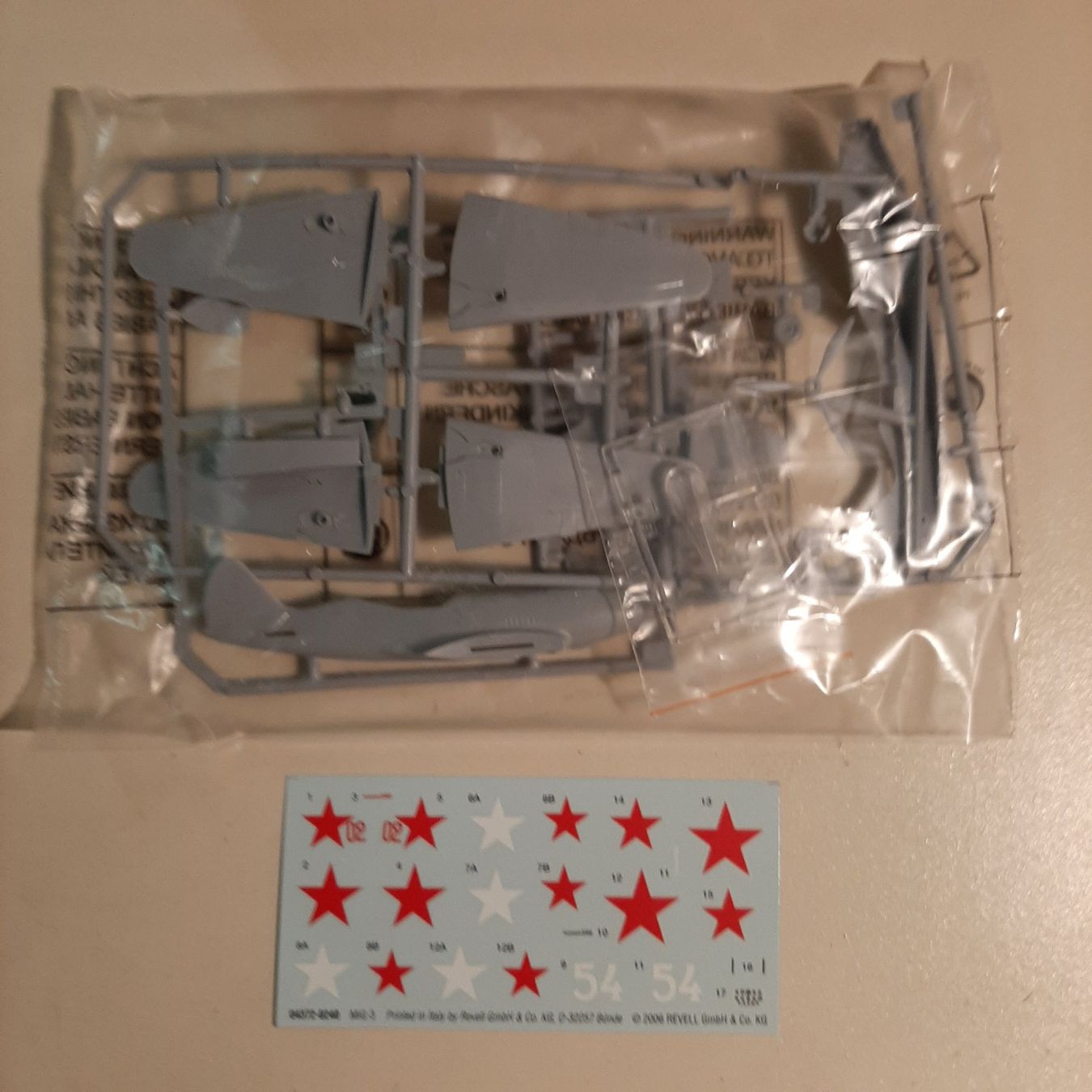 Revell Modellbausätze & Standmodelle: 3570 ... MIG-3 ... Revell 04372 – Neu (gemäss Beschreibung) aus Bonstetten von Benibanny59 3