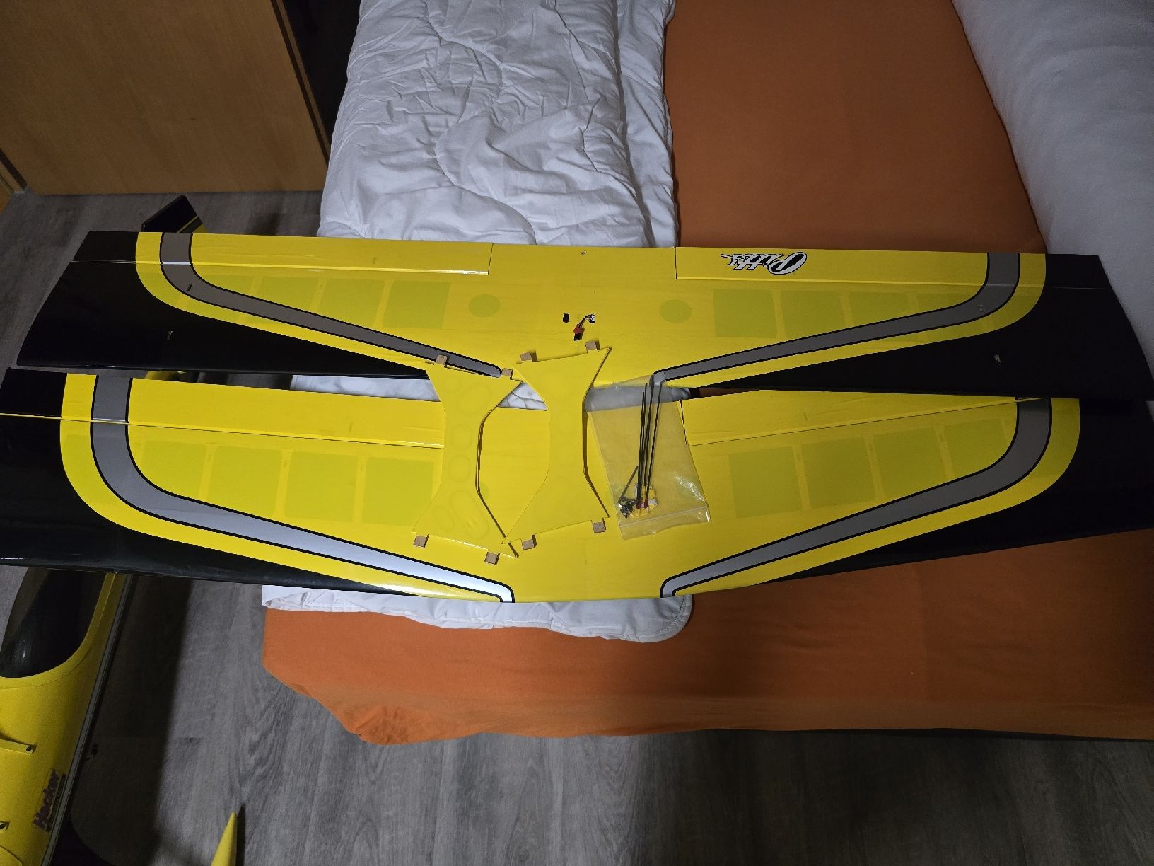RC Kits de montage: Pitts Doppeldecker Kunstflugzeug mit Hacker Getriebemotor – D'occasion à Bürglen TG par BrianT01 2