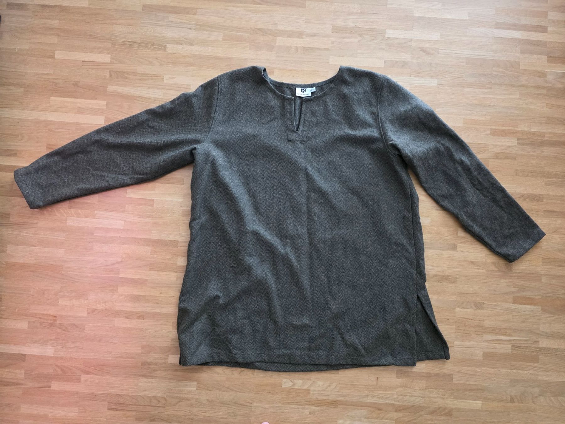 Altro in Moda uomo: Mittelalter Tunika – Usato da Kreuzlingen venduto da Turbothom81