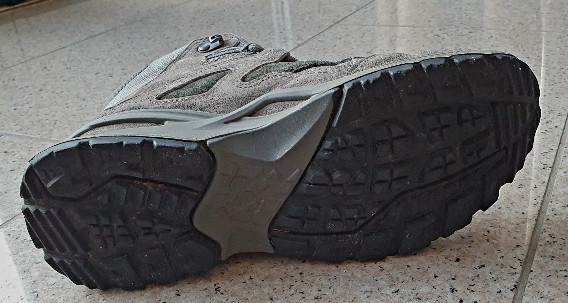 Lowa Scarpe da uomo: Lowa Buran GTX Wanderschuhe, GR.38 – Nuovo (secondo la descrizione) da Unterentfelden venduto da LookoutMt 4