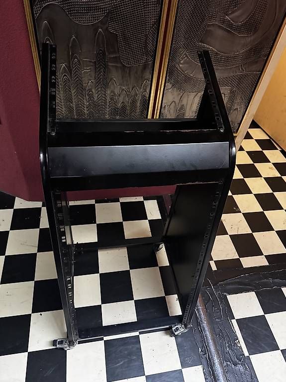 Autres accessoires: Rack  – D'occasion à Zürich par Gordinimix 1