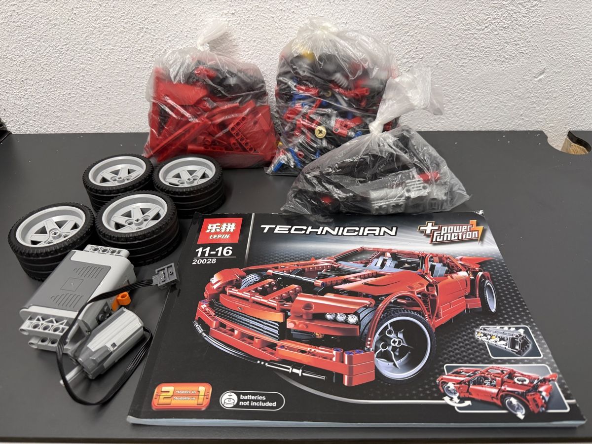 Kit di costruzioni: Moc technique voiture motorisé – Usato da Petit Lancy venduto da manho79