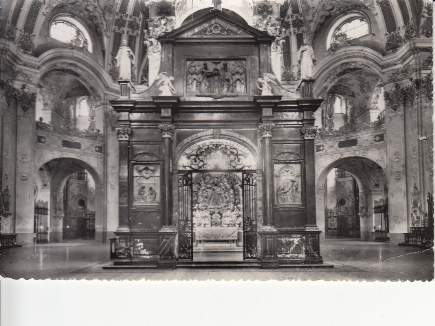 Ansichtskarten: Einsiedeln Gnadenkapelle 1953 – Gebraucht aus Bürglen TG von StampGraf