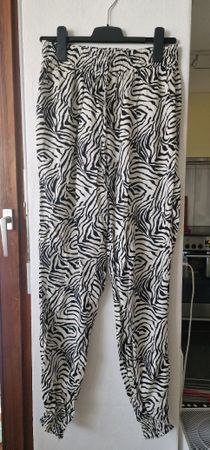 Hosen Chicoree Zebra Muster Grösse M Damen neu