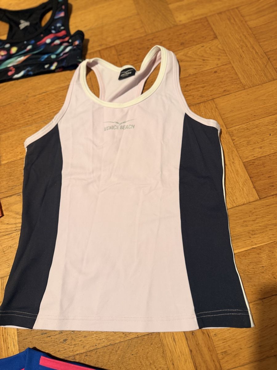 Camicette, T-shirt & Top: Paket Sport t.Shirts 128-140 – Usato da Amlikon-Bissegg venduto da Rose_Rose 5