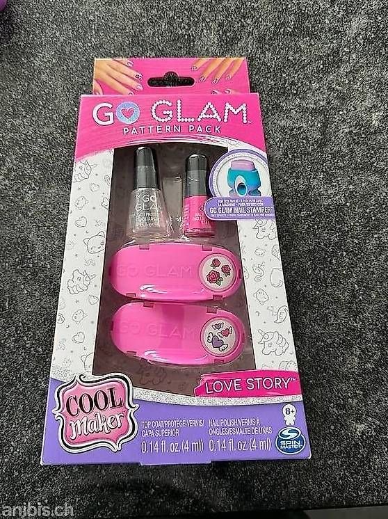 Ongles artificiels: Set manucure Go Glam + recharges neuves – D'occasion à Tolochenaz par pidouxj 1