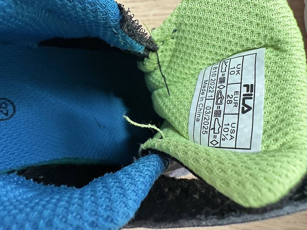 Fila Schuhe für Jungen: Hallenschuhe Fila – Gebraucht aus Dietlikon von bettlae 1
