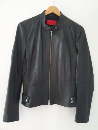 Lammlederjacke Hugo Boss schwarz, sehr weich, tailliert Gr M