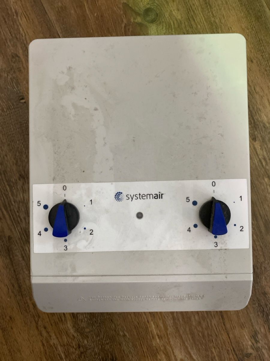 Componenti elettronici: Systemair RTRDU 4 – Usato da Brugg AG venduto da nr1