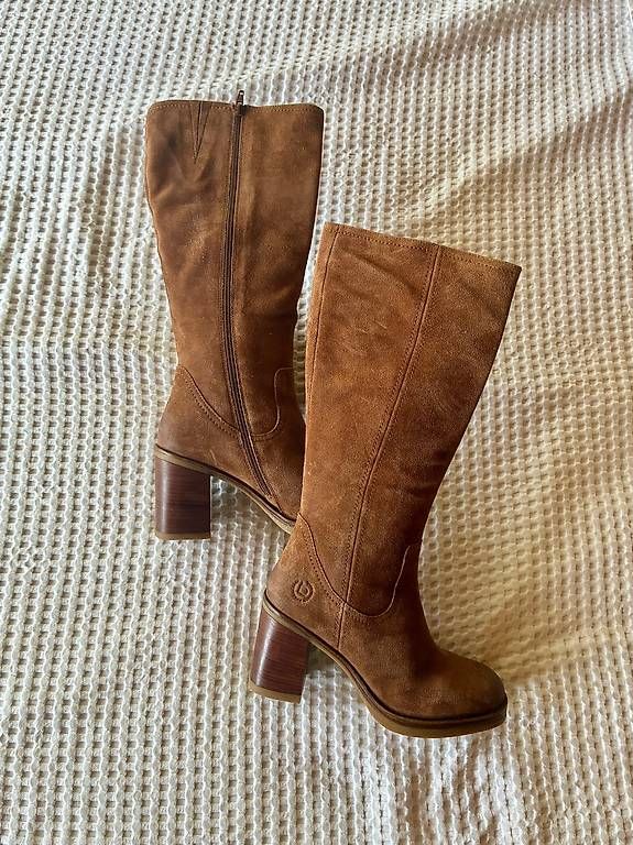 Chaussures femmes: Bugatti Stiefel – D'occasion à Alpnachstad par sin_v7ms