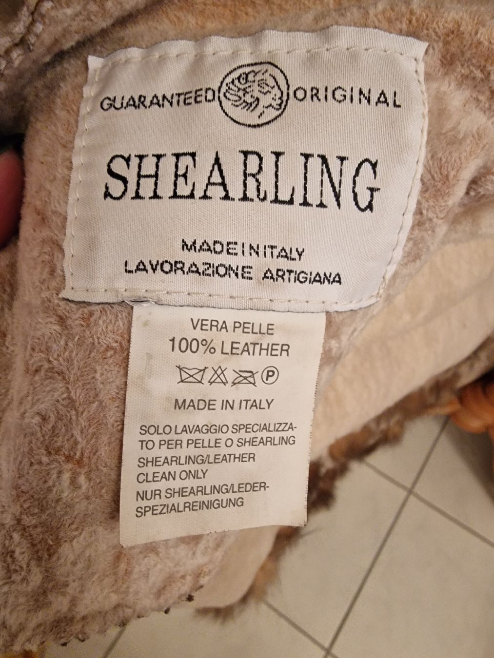 Cappotti: Roberta Scapra Lammfell Mantel. Gr.40 – Usato da Oberglatt ZH venduto da Alischa1 3