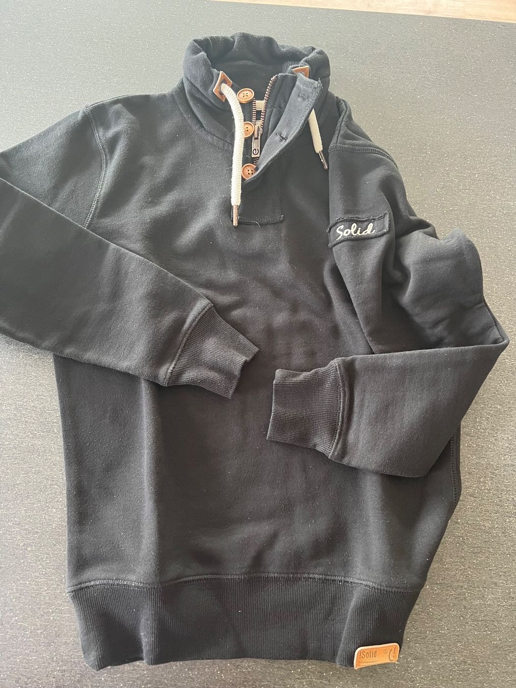 Maglioni & Felpe: Pullover – Usato da Kloten venduto da now20160 2