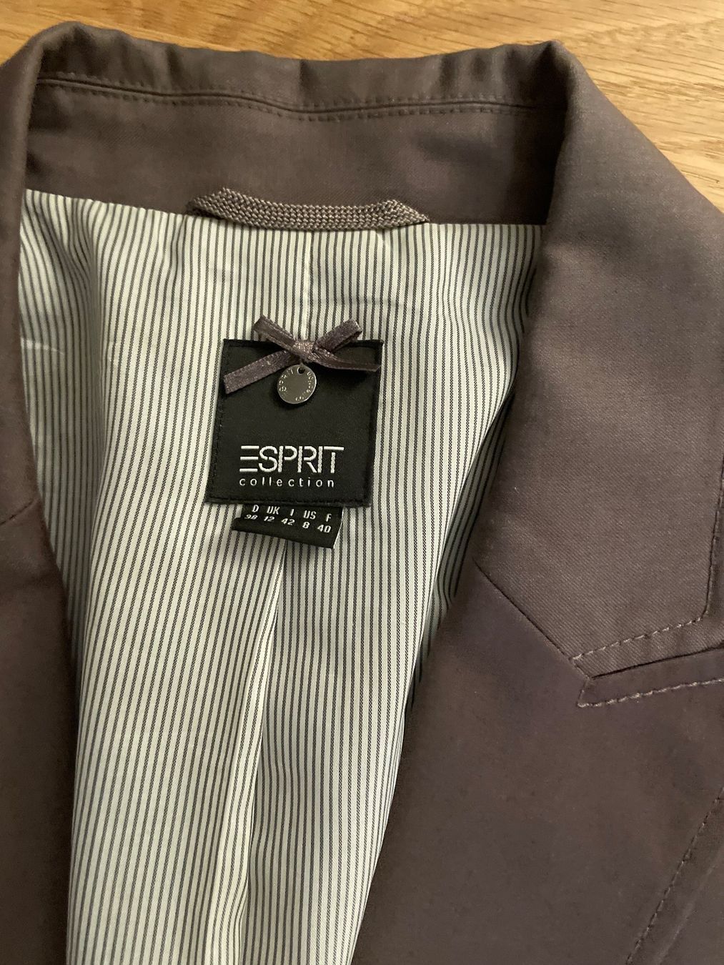 Esprit Giacche: Blazer Esprit Gr.38 – Usato da Luzern venduto da sumsili 1