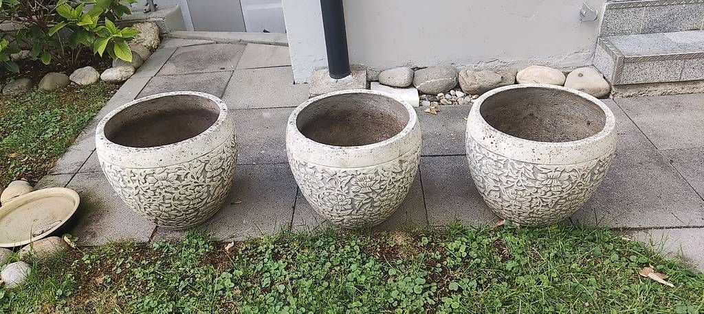 Vasi per fiori: 3 x Steingut Töpfe Weiss Grau – Usato da BASEL venduto da E-Bro.Electro