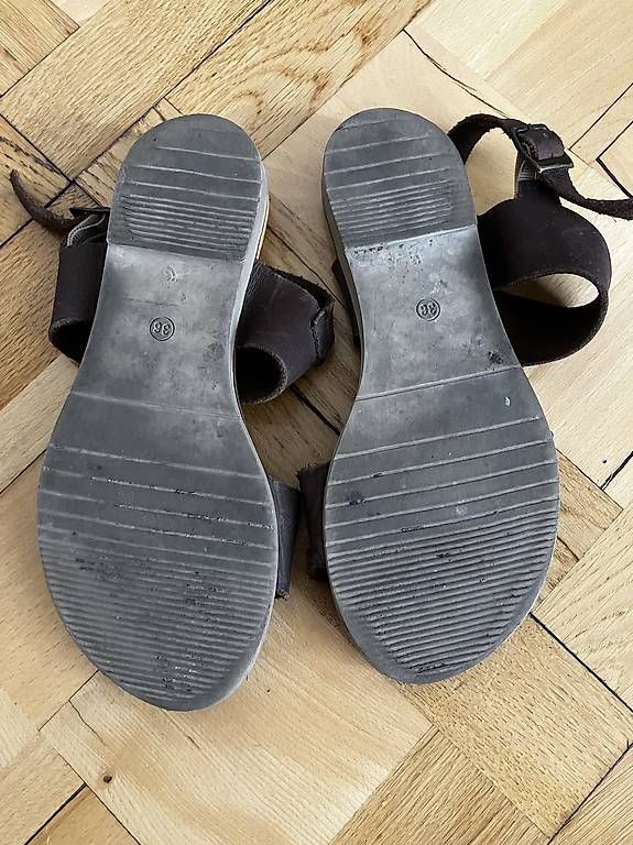 Scarpe da donna: Ledersandalen 36 – Usato da Zürich venduto da apfel018 1