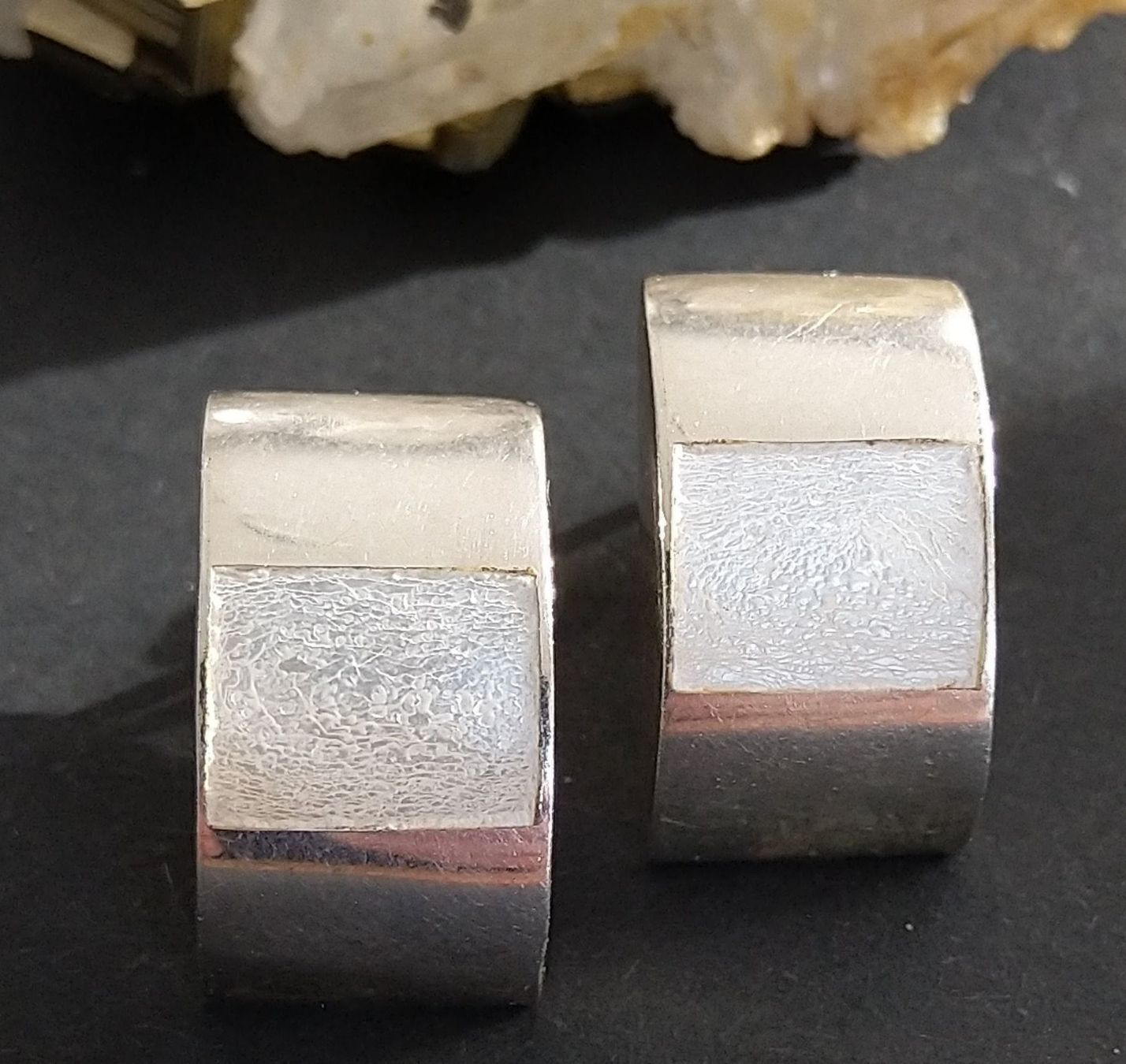 Orecchini pendenti & Orecchini a lobo: PERLMUTT OHRRINGE IN 925 SILBER – Usato da Romanshorn venduto da BoutiqueA