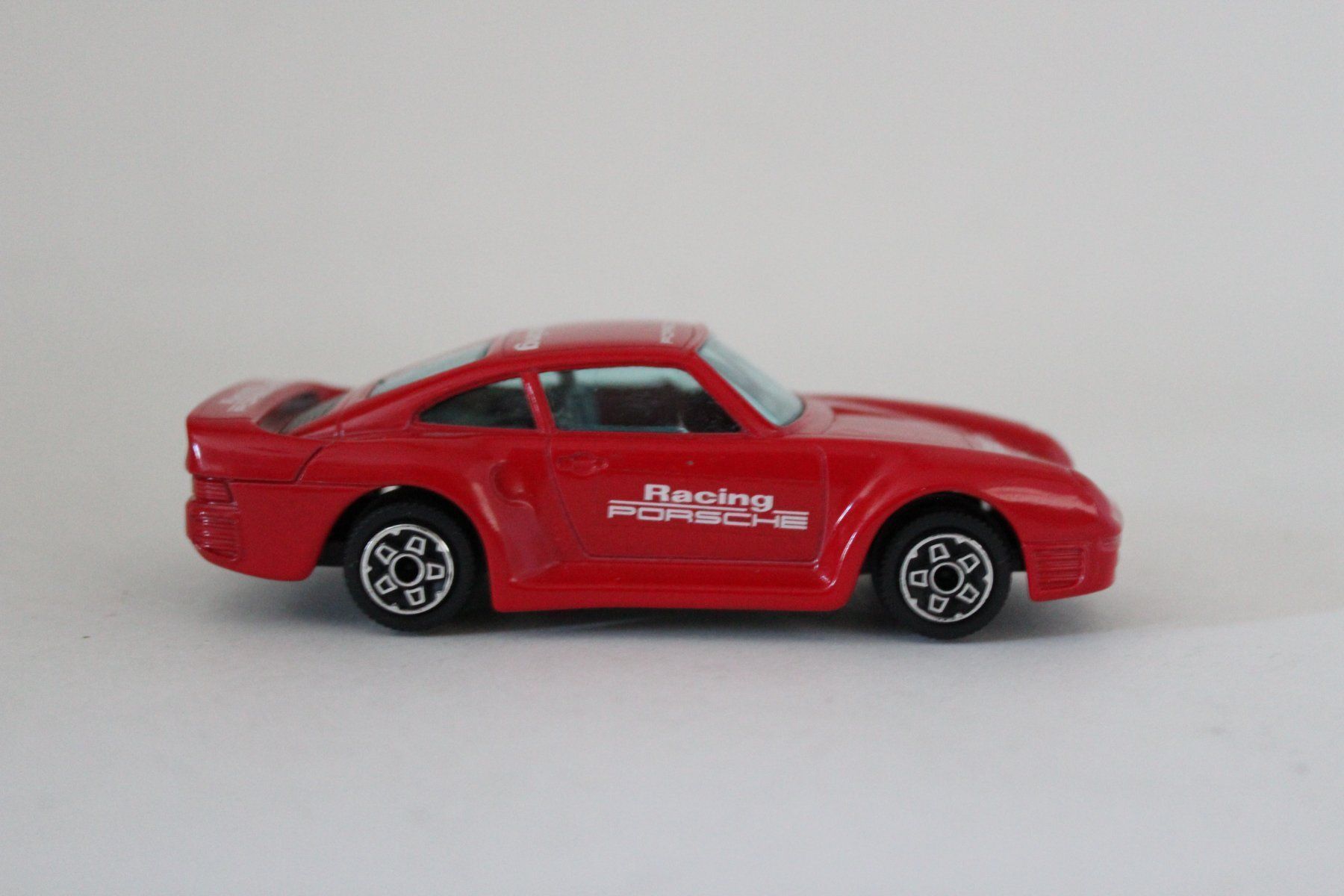 Bburago Modellini d'auto: BBURAGO - Porsche 959 – Nuovo (secondo la descrizione) da Fehraltorf venduto da haefens 2