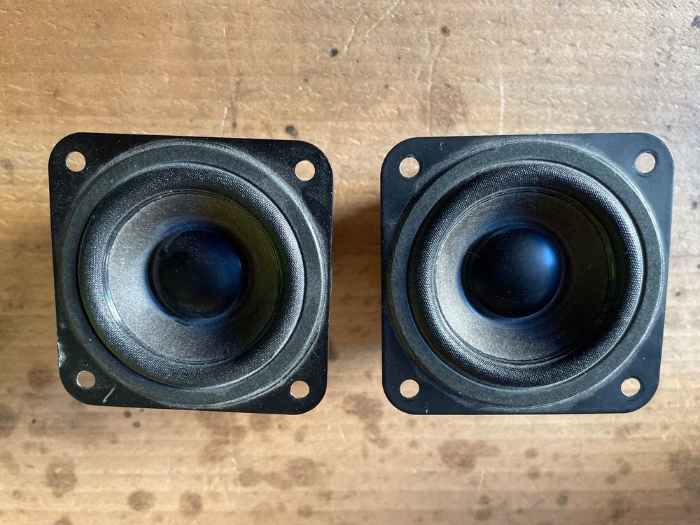 2 HAUTS PARLEURS JVC SP-S600 ( avec cable connection ) EUR 55,00 - FR