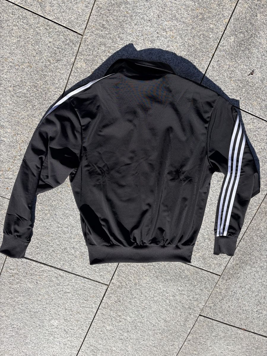 Adidas Giacche: Adidas Trainingsjacke schwarz weiss S – Usato da Oberiberg venduto da tschalunbiker 1