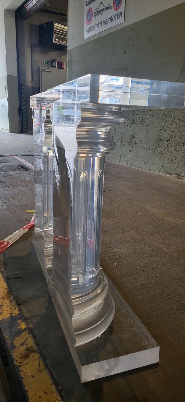 Tutte le decorazioni: HALBRÖMISCHES MODELL AUS PLEXIGLAS – Usato da Boll venduto da BollArtAntik 3