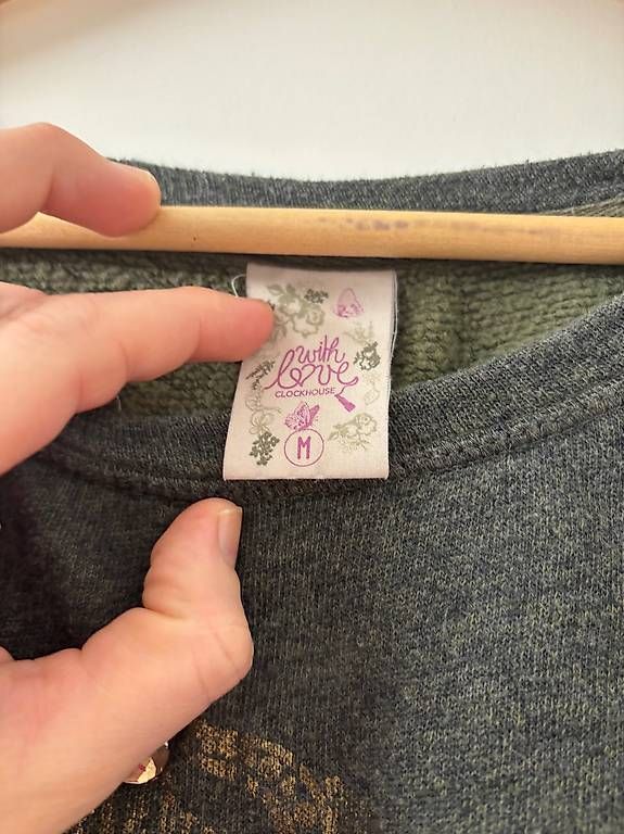 Pulls & Sweat-shirts: Pullover/Sweater Gr. M – D'occasion à Oftringen par violetta9 1