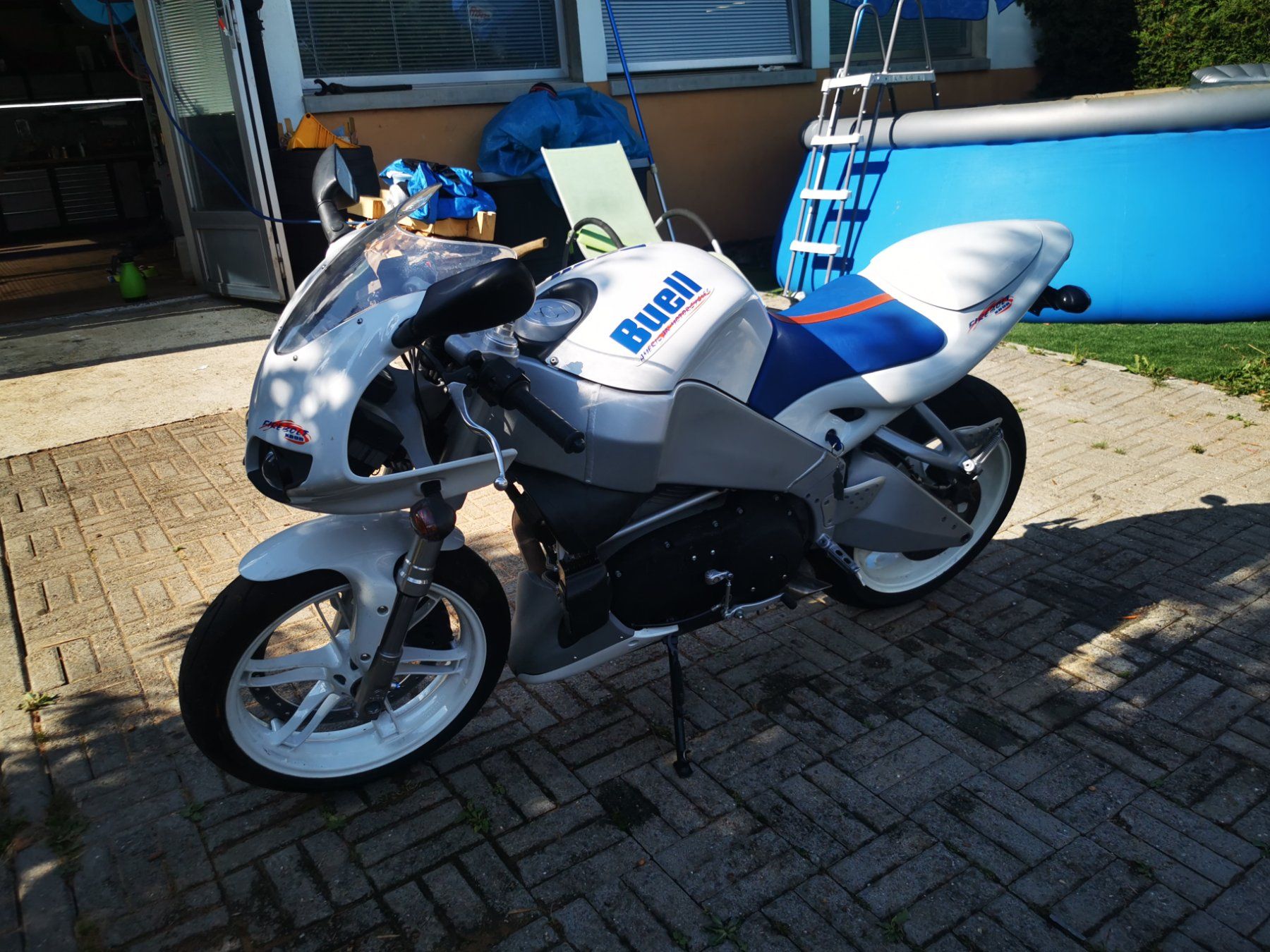 Buell Strada: Moto Buell – Usato da La Chaux-de-Fonds venduto da miami-vice1985 2