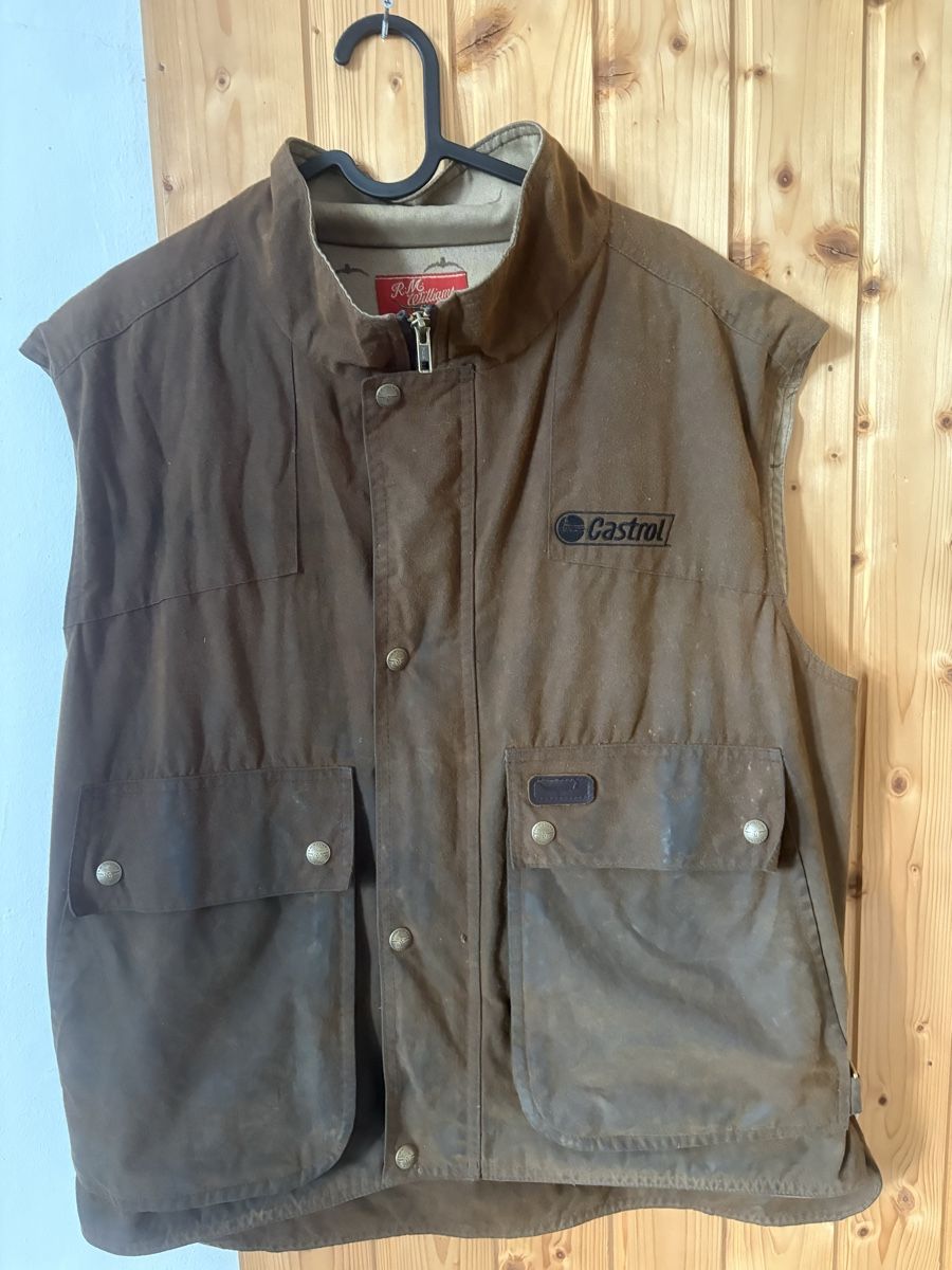 Gilet & Giacche: R.M. Williams Waxed Duck vest – Usato da Scuol venduto da jul_xwm9