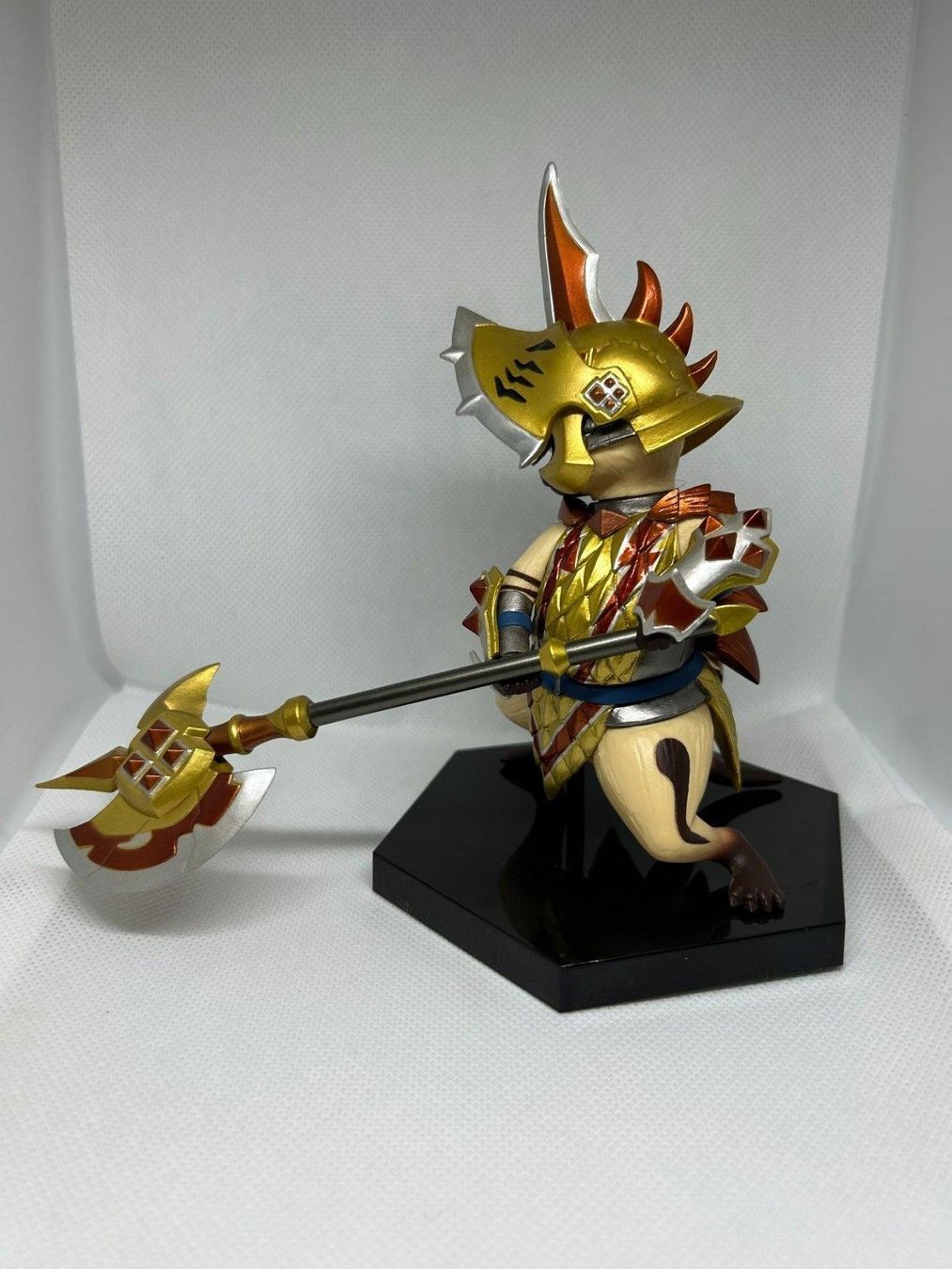 Capcom Statuette: Monster Hunter Palico figure – Usato da Lausanne venduto da Retro-geek 1
