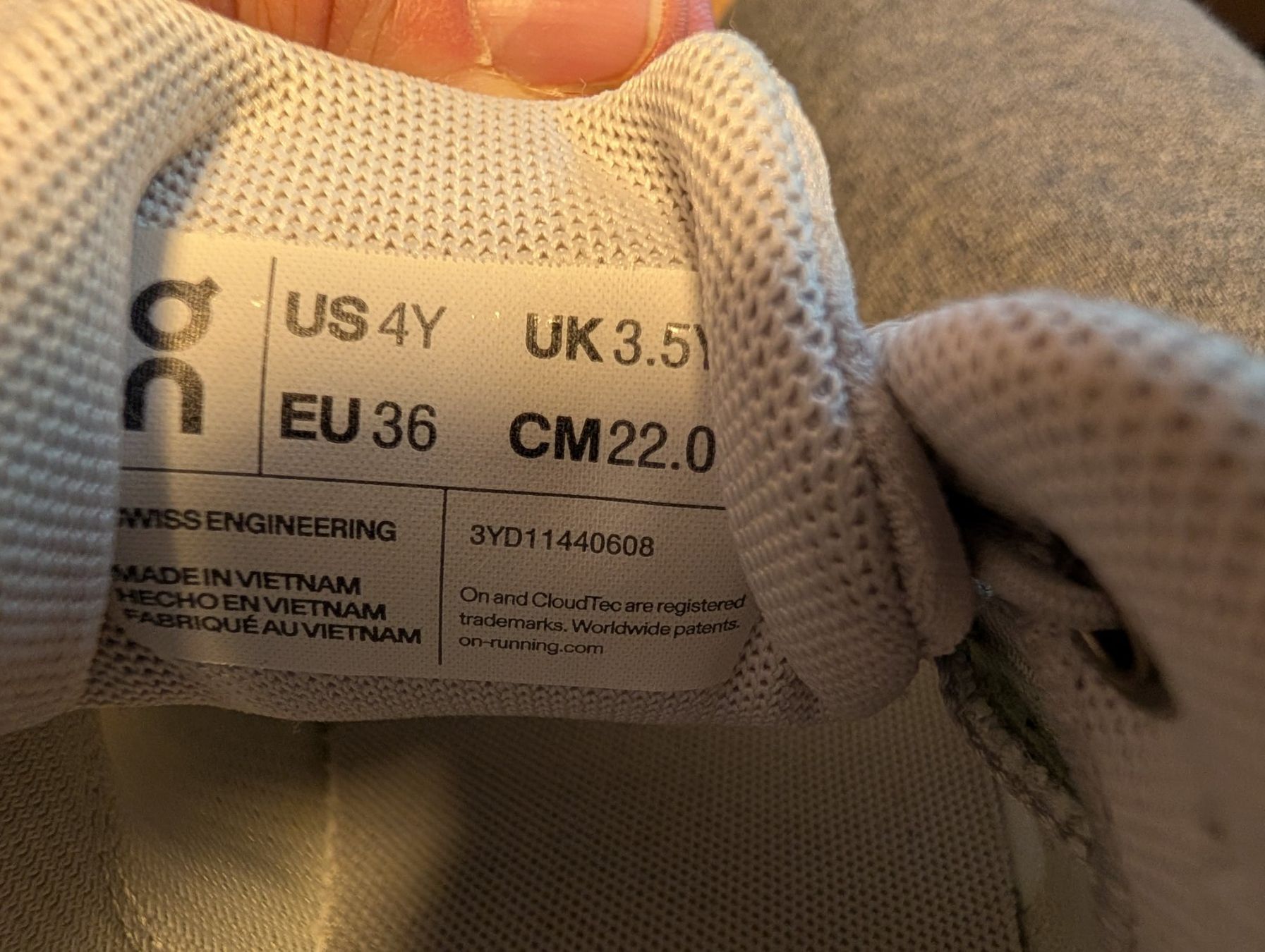 On Scarpe da donna: On Cloud Damen-Turnschuhe Grösse 36 – Usato da Ehrendingen venduto da tdz1980 5