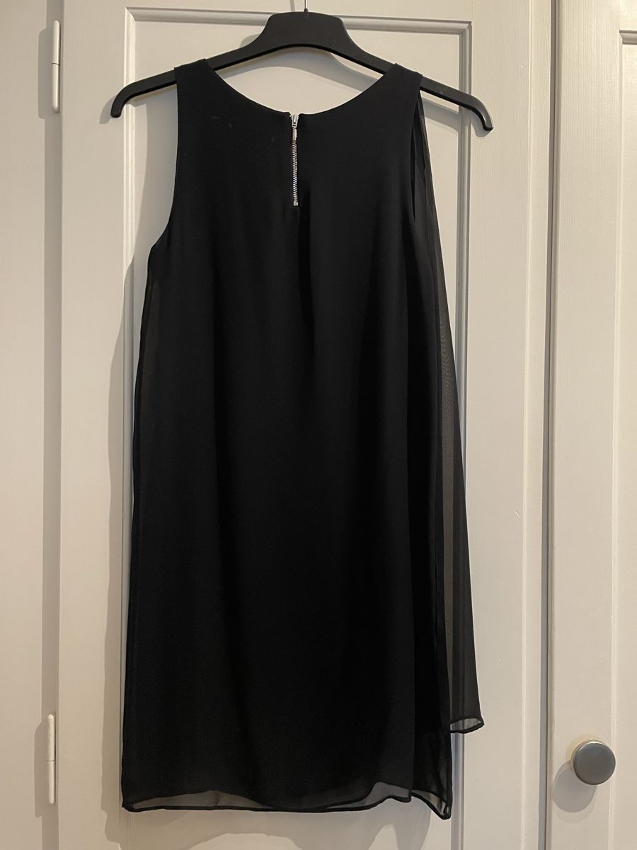 Kleider: Kurzes schwarzes Kleid, S – Neu (gemäss Beschreibung) aus aarau von A.Naef 1