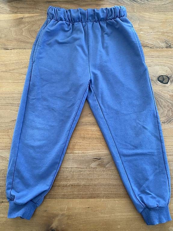 Pantaloni: Trainerhose Pomp de Lux 110/116 – Usato da Biberen venduto da Flocke83