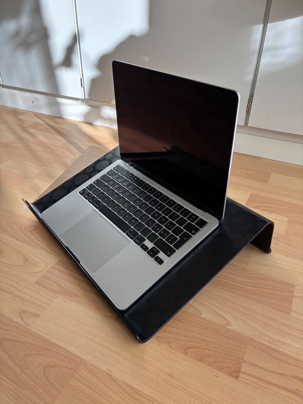 Ikea Bildschirmhalterung: Laptophalter IKEA Bräda – Gebraucht aus Niederrohrdorf von Madoqua 3