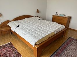 Schlafzimmer kompl/Doppelbett,Schrank,Kommode,Lampen,Spiegel