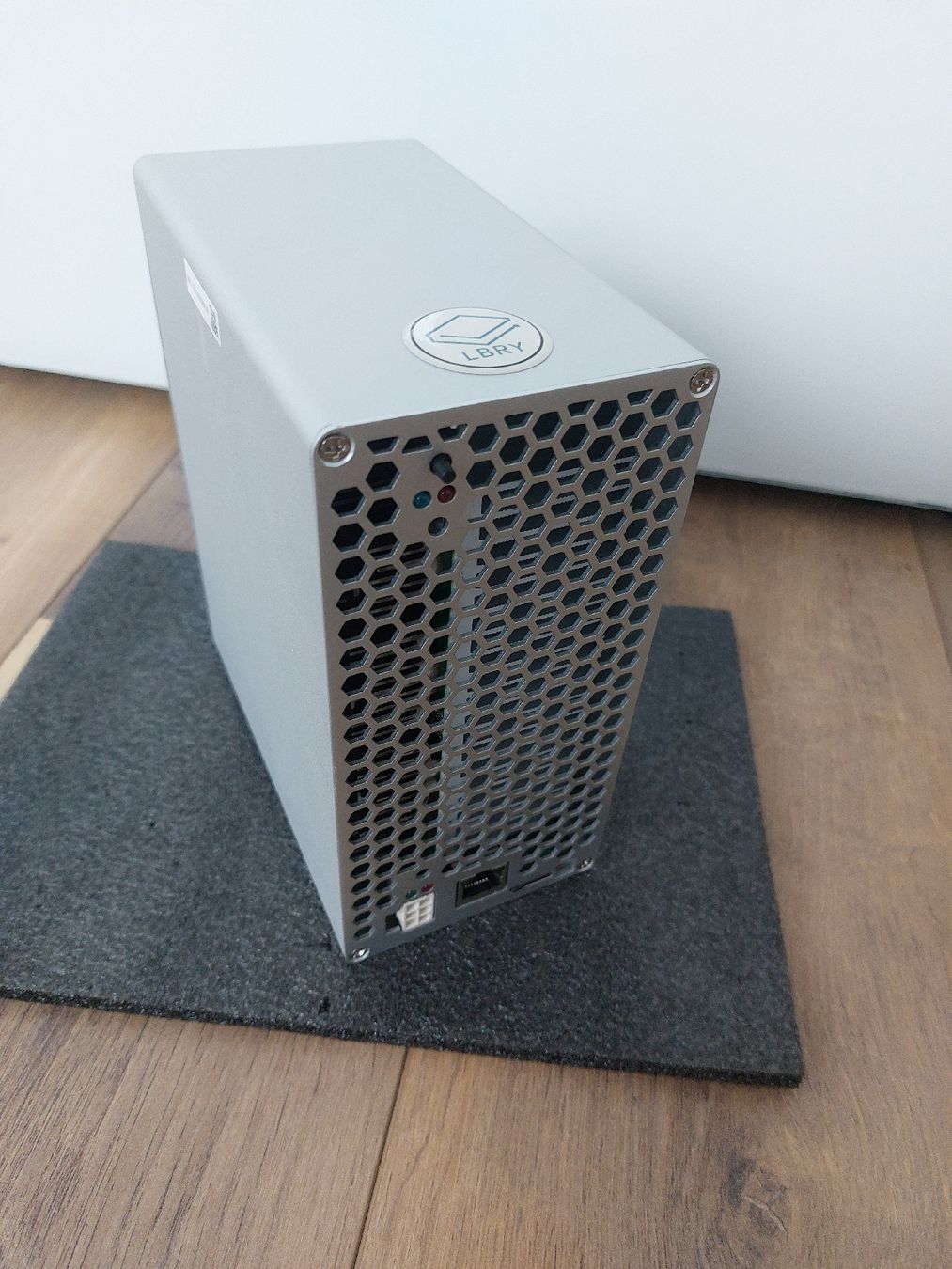 Goldshell Coin Miner: Goldshell LB Box – Gebraucht aus Gunzwil von  3