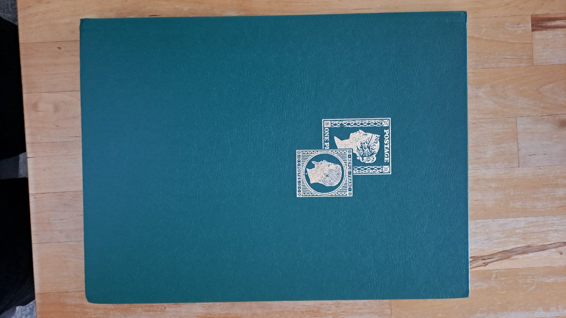 Alben: Briefmarken Album – Gebraucht aus Bergdietikon von Lion-King