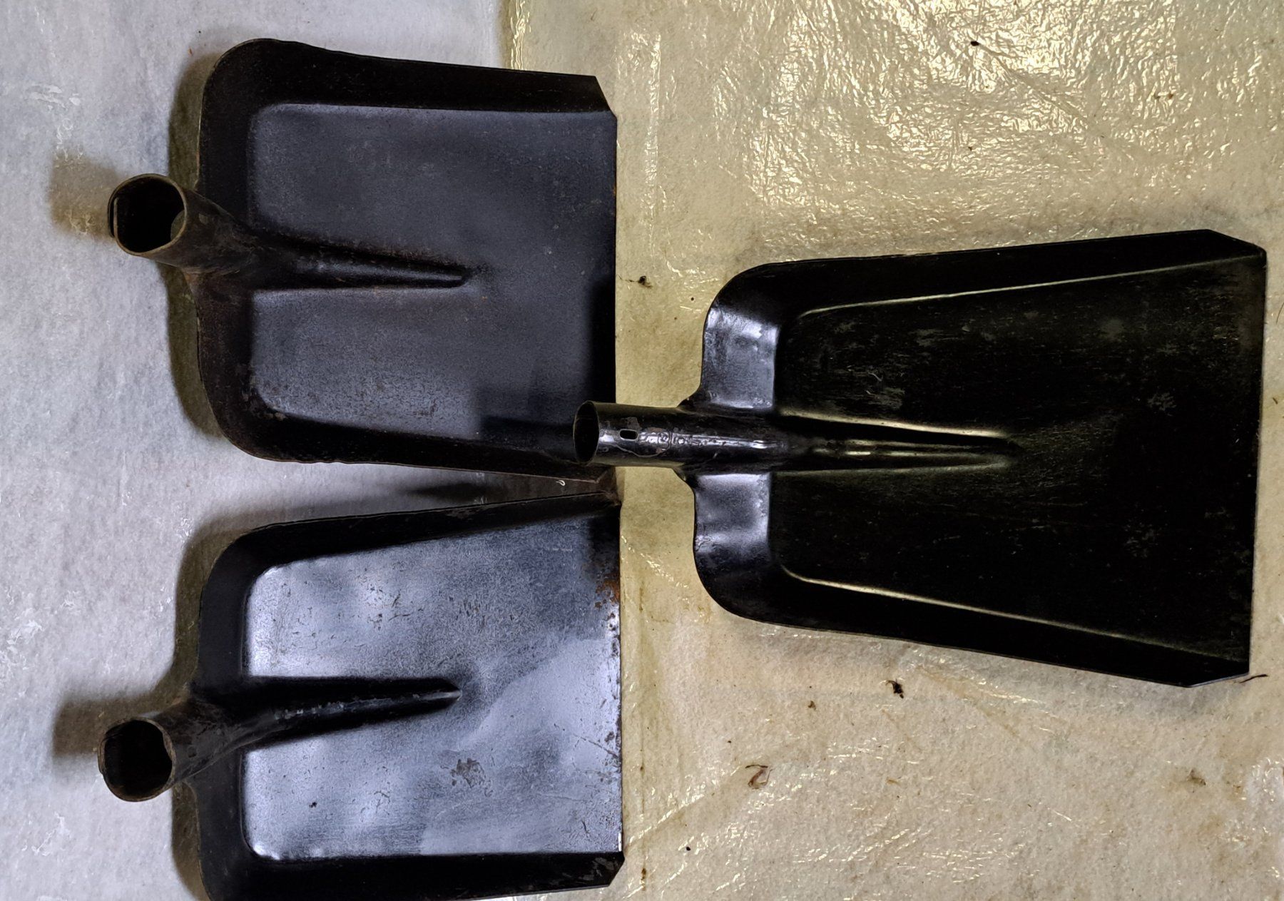 Tous les outils: 3 Schaufeln – Neuf avec emballage d'origine à Wädenswil par mh012
