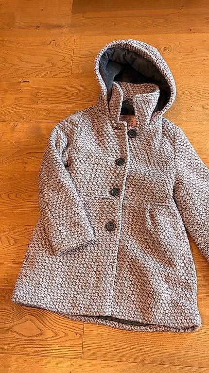 Vestes & Manteaux: Wintermantel Mädchen, Grösse 128 – D'occasion à Baar par LUBA13 1
