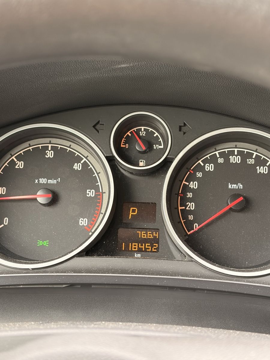Opel Automobili: Opel Zafira 1.9d – Usato da Leibstadt venduto da ars_2d6j 3