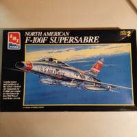 1680 ... N.A. F-100 F Super Sabre ... AMT 8892