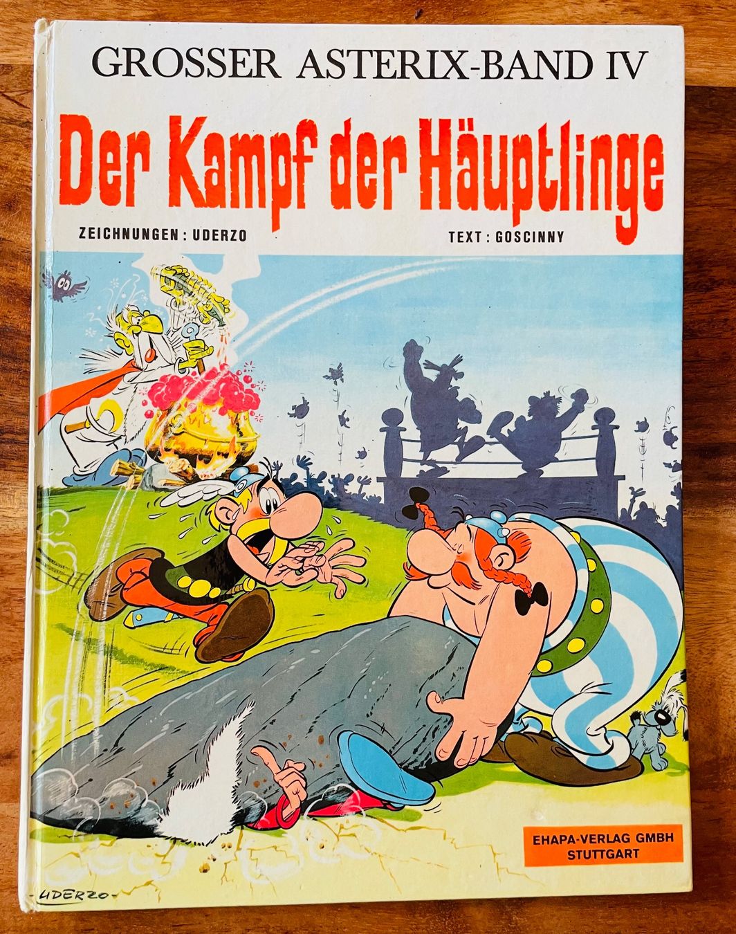 Comics: Asterix-Band IV - Der Kampf der Häuptlinge - 1971 – Gebraucht aus Lyss von Katai