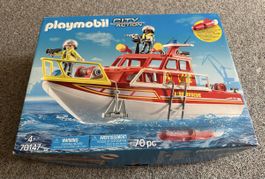 Playmobil Feuerwehboot und Dino-Käfig Boot